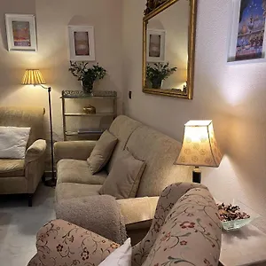 Apartamento Con Encanto Muy Centrico En Pilatos Ideal Pareja, Sevilla
